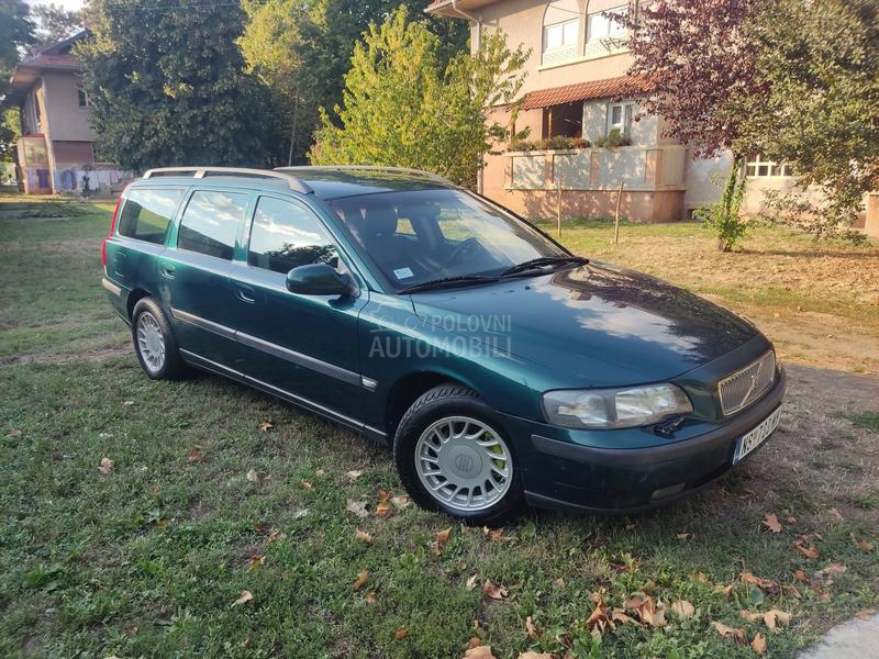 Volvo V70 20 turbo