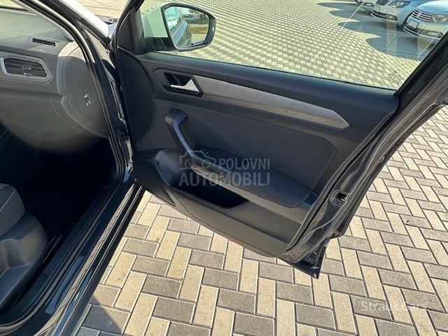 Volkswagen T-Roc 1.0 TSI  bicolor