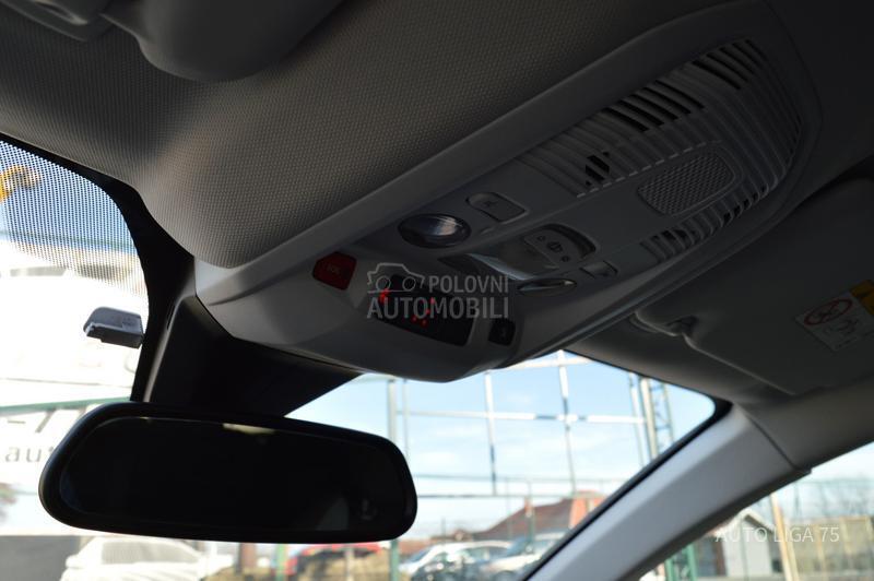 Peugeot 3008 1.5 BlueHDi130 Busin