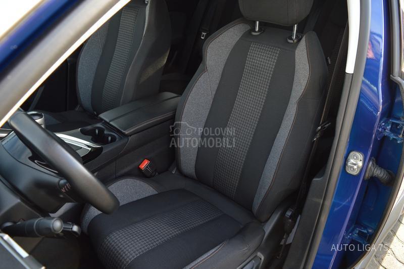 Peugeot 3008 1.5 BlueHDi130 Busin