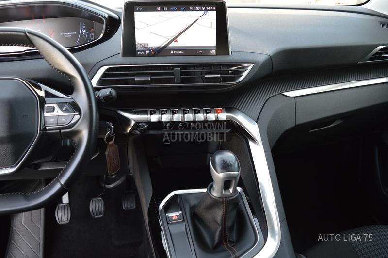 Peugeot 3008 1.5 BlueHDi130 Busin