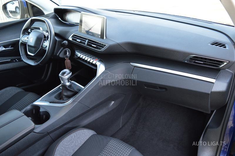 Peugeot 3008 1.5 BlueHDi130 Busin