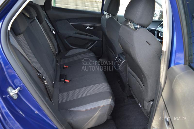 Peugeot 3008 1.5 BlueHDi130 Busin