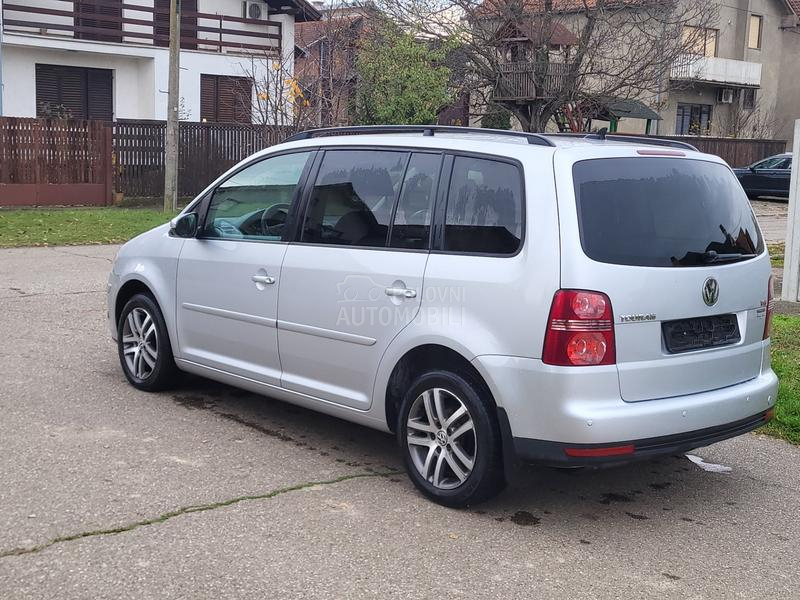 Volkswagen Touran 1.4 tsi  highline