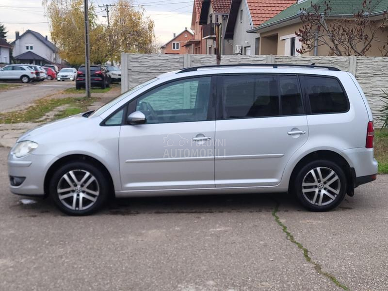 Volkswagen Touran 1.4 tsi  highline