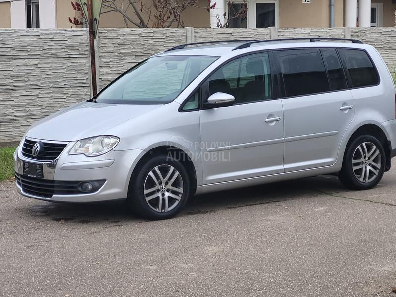Volkswagen Touran 1.4 tsi  highline