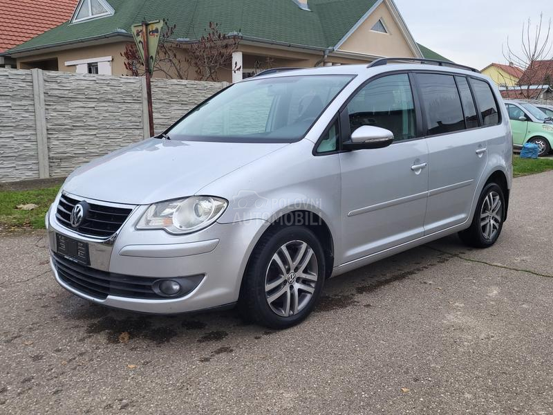 Volkswagen Touran 1.4 tsi  highline