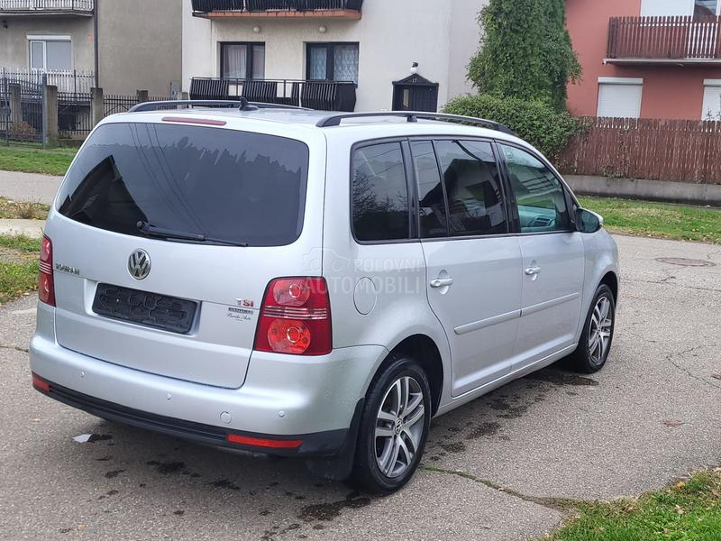 Volkswagen Touran 1.4 tsi  highline