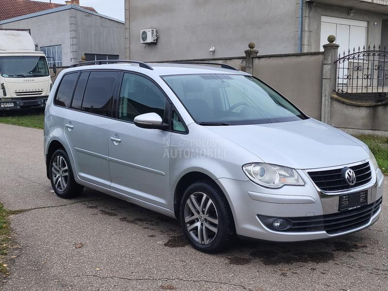 Volkswagen Touran 1.4 tsi  highline
