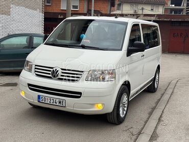 Volkswagen Transporter T5 1.9 TDI CARAVELLE