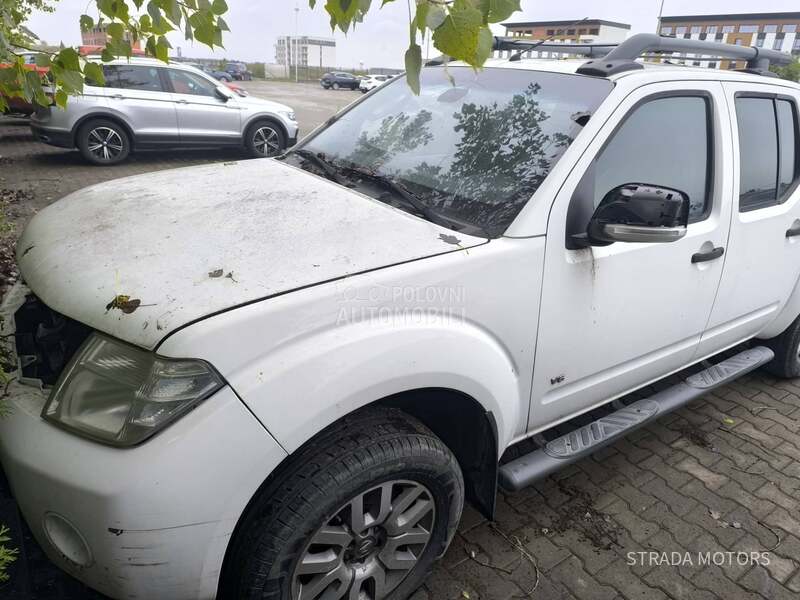 Nissan Navara 3.0 D