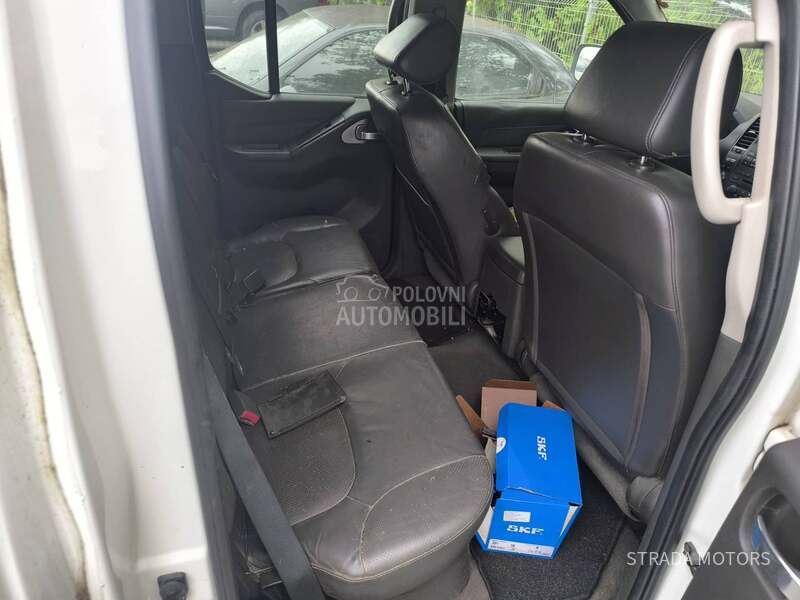 Nissan Navara 3.0 D