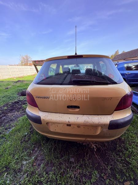 Delovi za Peugeot 307 2002. god.