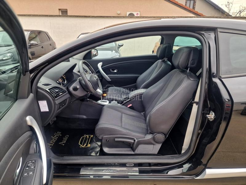 Renault Megane BOSE