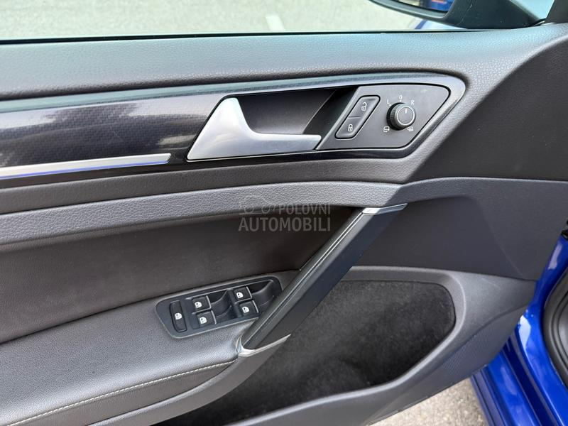 Volkswagen Golf 7 GTI R