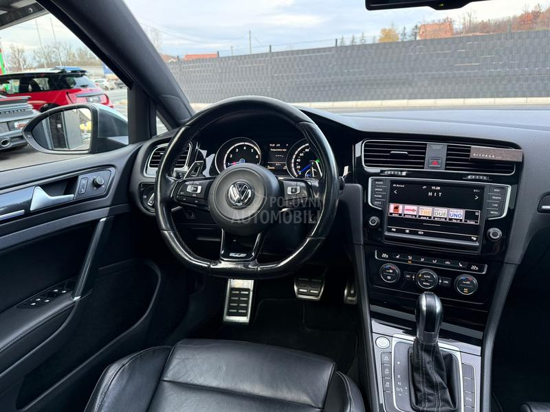 Volkswagen Golf 7 GTI R