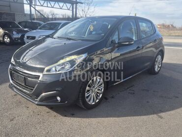 Peugeot 208 1.2B F.A.B  T.N.G