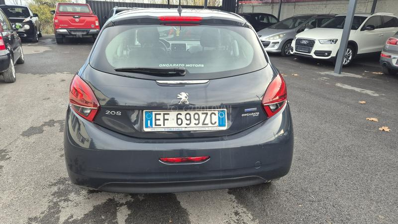 Peugeot 208 1.2B TNG RESTAY