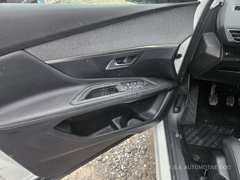 Peugeot 3008 1.5BHdi Allure