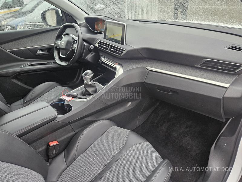 Peugeot 3008 1.5BHdi Allure