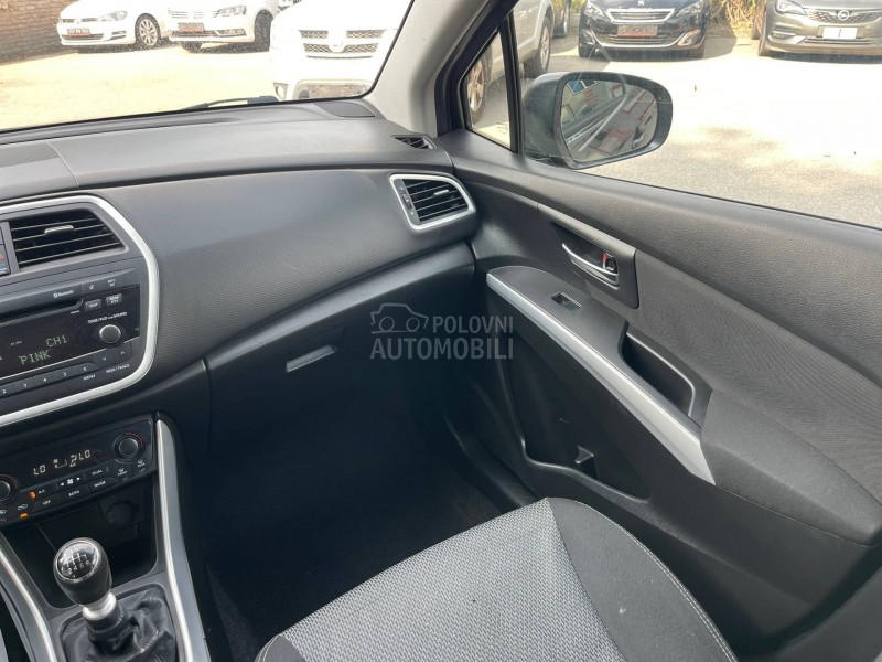 Suzuki SX4 S-Cross O D L I C A N