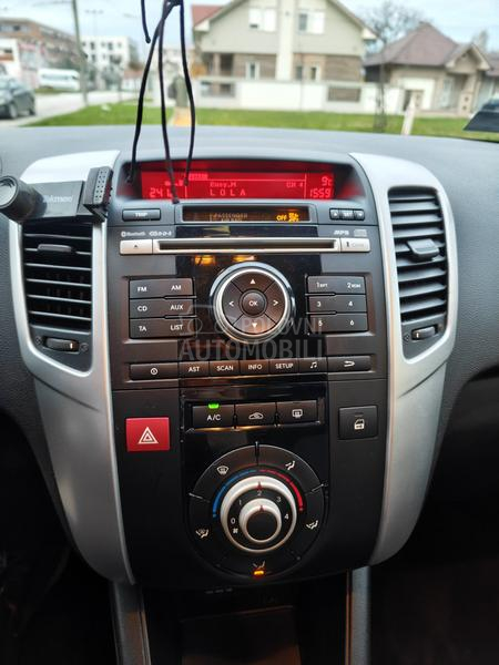 Kia Venga 1.4 T.E.K R.EG.