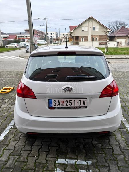 Kia Venga 1.4 T.E.K R.EG.