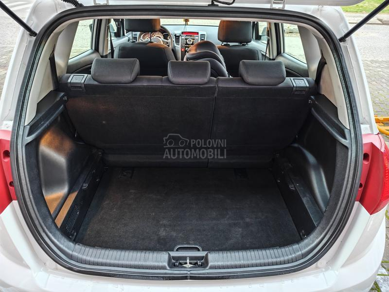 Kia Venga 1.4 T.E.K R.EG.