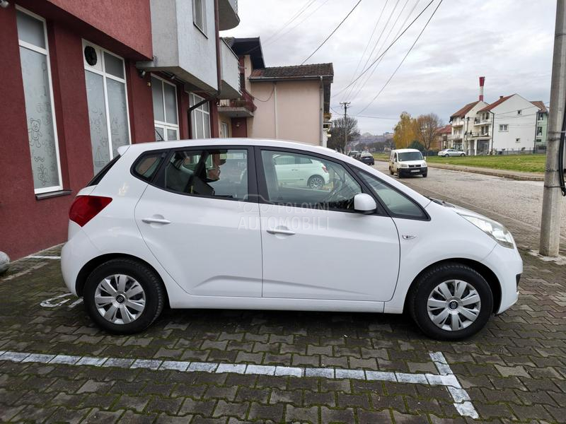 Kia Venga 1.4 T.E.K R.EG.