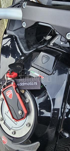 Ducati Multistrada 1200S