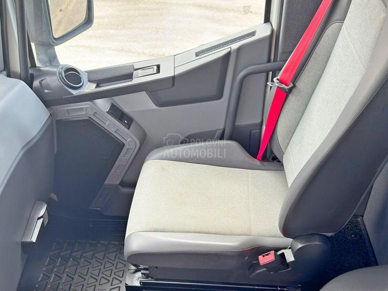 Renault C 430 HIAB / LUS1000