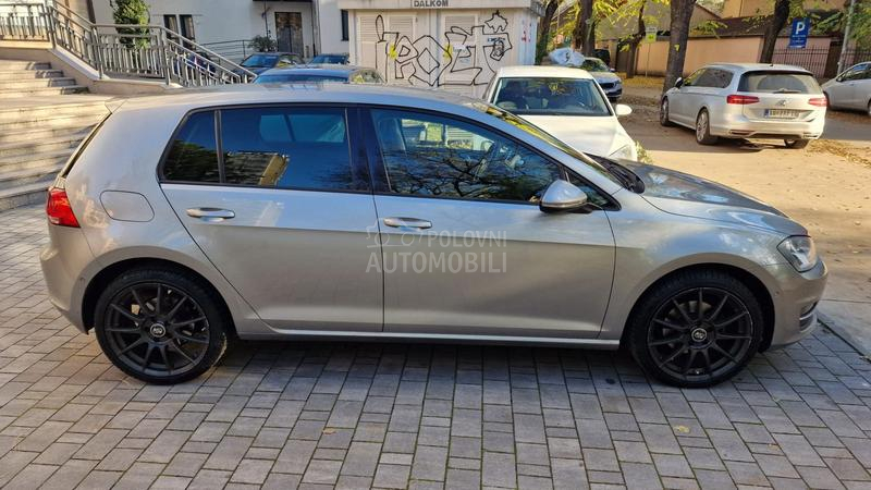 Volkswagen Golf 7 1.2 TSI