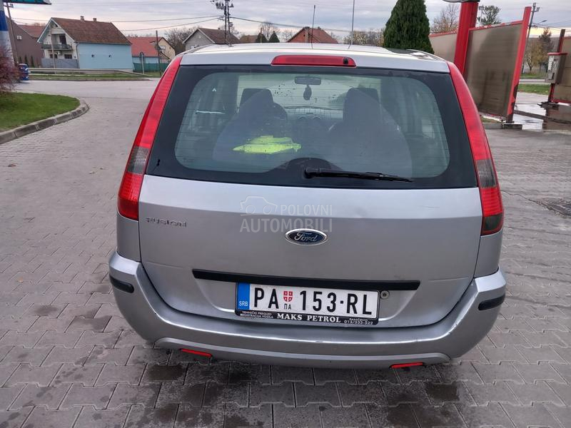 Ford Fusion 