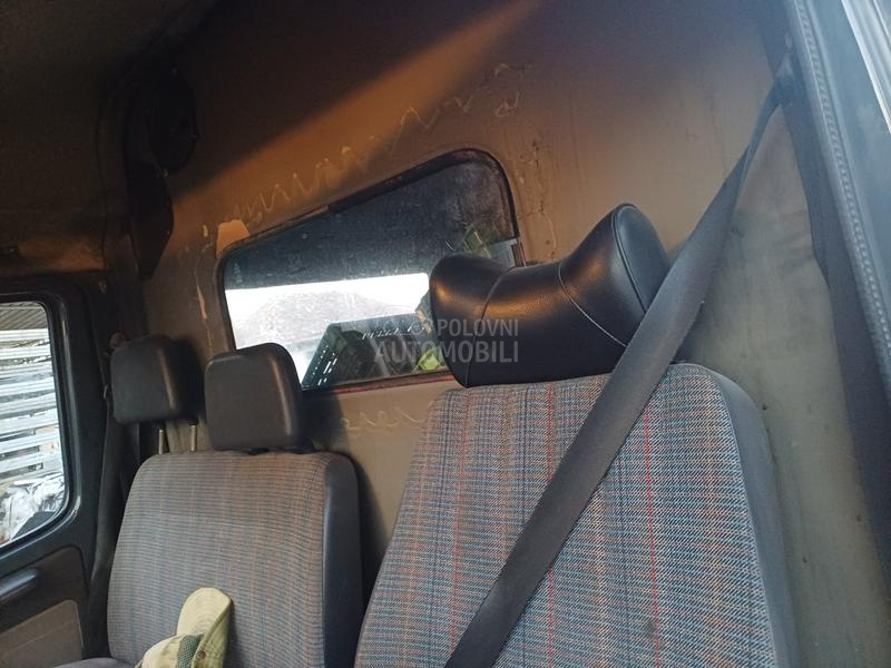 Mercedes Benz 208 208 D0