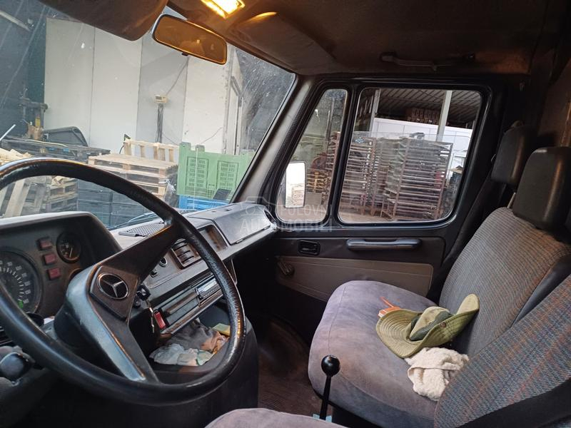 Mercedes Benz 208 208 D0