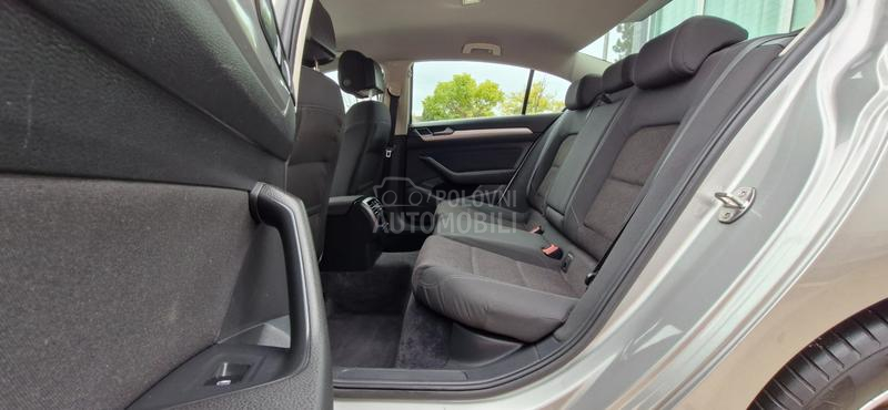 Volkswagen Passat B8 2.0TDI/N.A.V.I/FUL