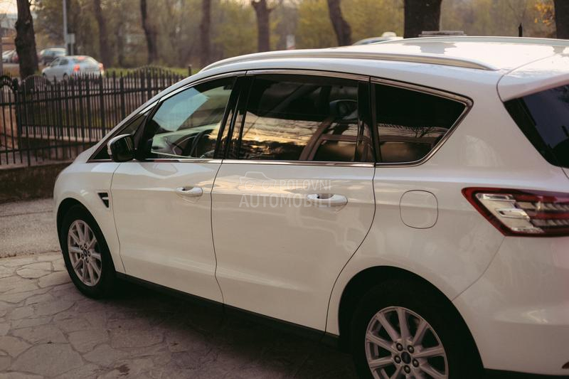 Ford S-Max 2.0 TITANIUM 7sed
