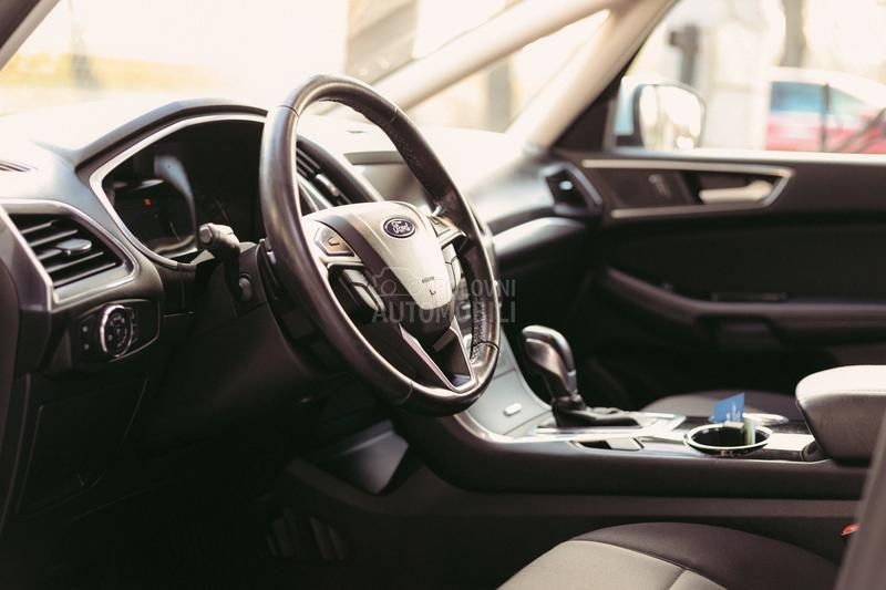 Ford S-Max 2.0 TITANIUM 7sed