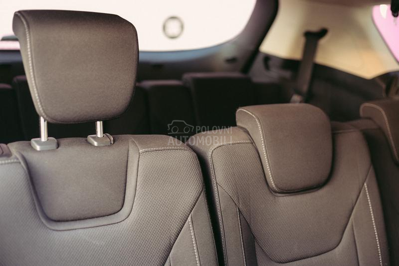 Ford S-Max 2.0 TITANIUM 7sed