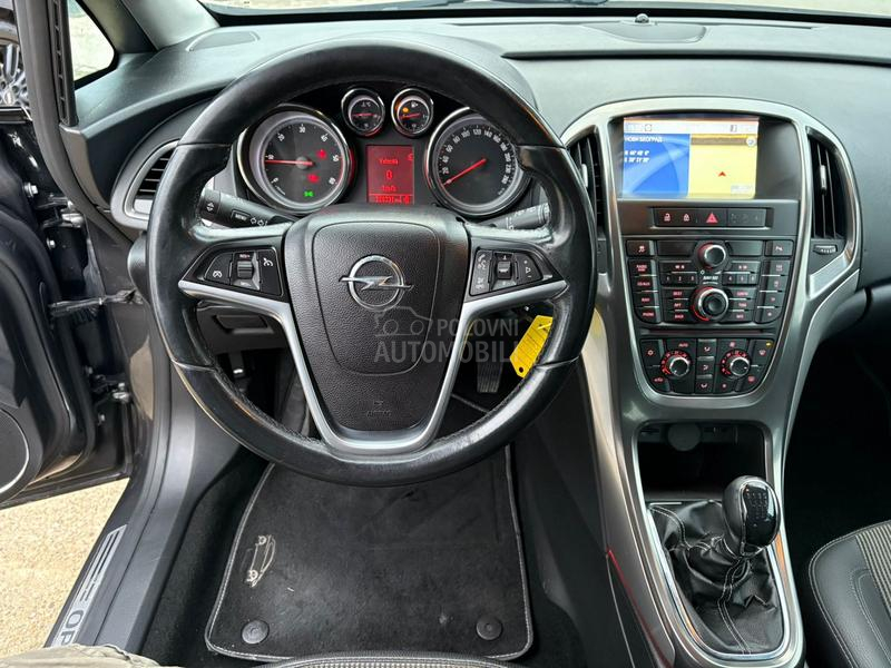 Opel Astra J COSMO SPORT