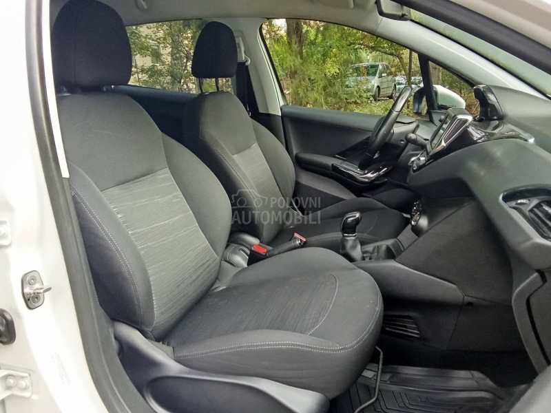 Peugeot 208 1,5hdi 6,9,0,0,0,k,m