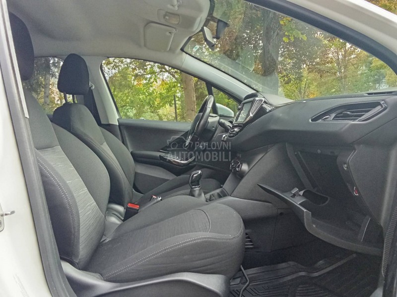 Peugeot 208 1,5hdi 6,9,0,0,0,k,m