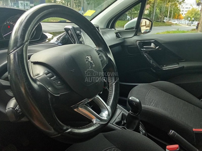 Peugeot 208 1,5hdi 6,9,0,0,0,k,m