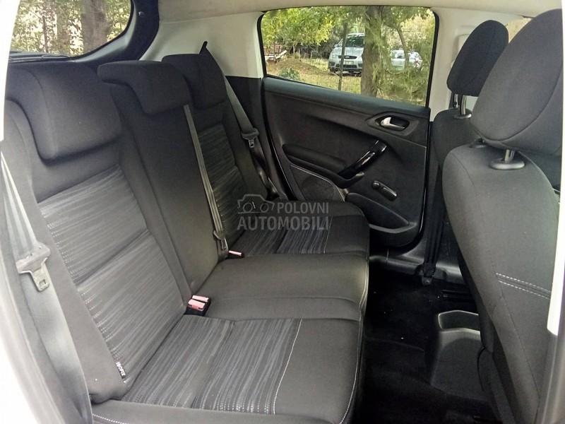 Peugeot 208 1,5hdi 6,9,0,0,0,k,m