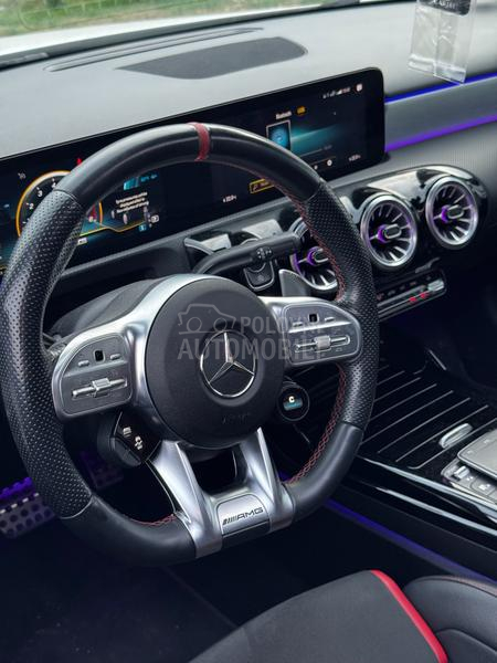 Mercedes Benz A 35 AMG 4MATIC