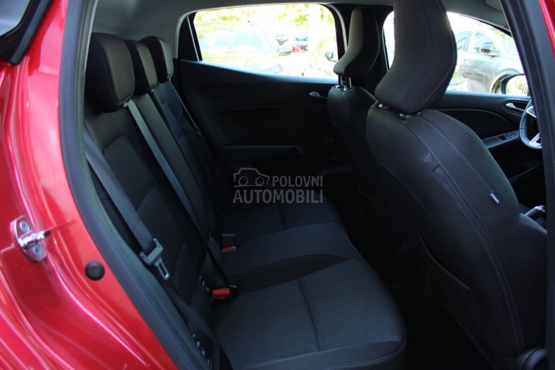 Renault Clio 1.0 tCe Intens CVT