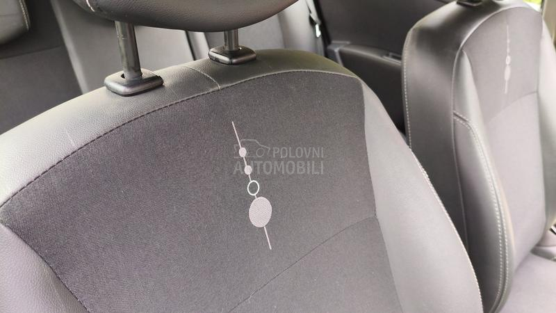 Renault Clio 1.2 TomTom