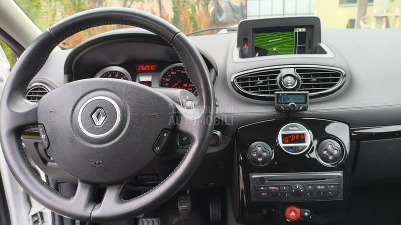 Renault Clio 1.2 TomTom