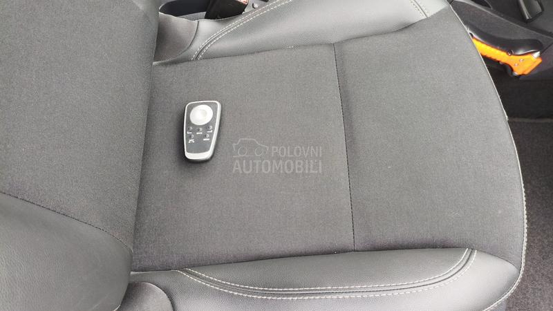 Renault Clio 1.2 TomTom