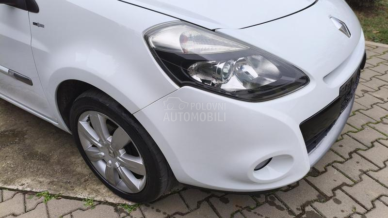 Renault Clio 1.2 TomTom